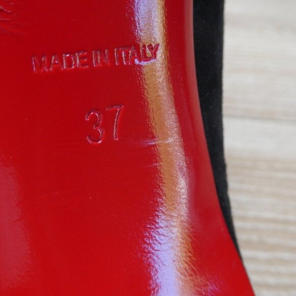 Christian Louboutin So Kate 120mm Black Suede - Picture 7 of 7
